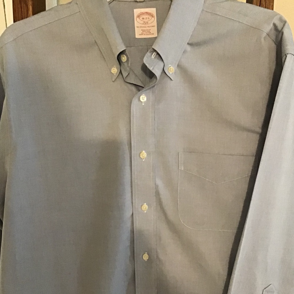 Men’s Brooks Brothers dress shirt